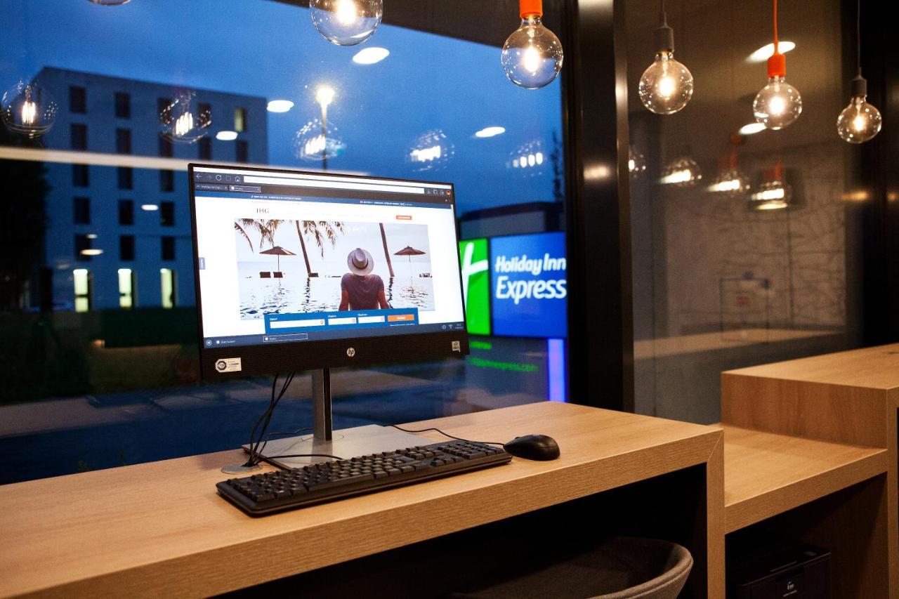 Holiday Inn Express - Lustenau Εξωτερικό φωτογραφία